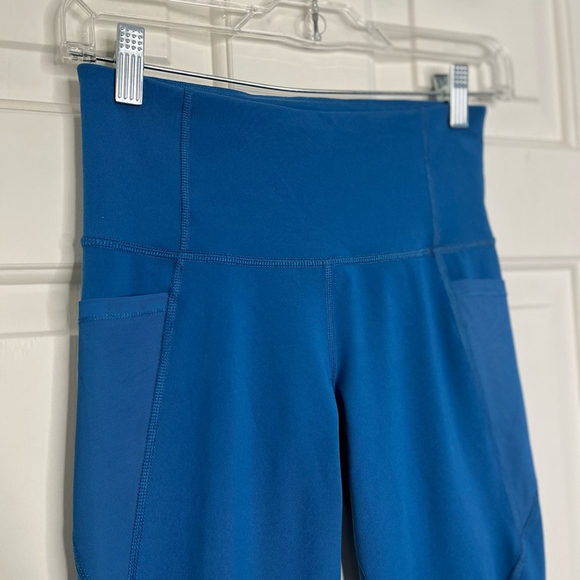 NWOT Old Navy Elevate Legging Go-Dry S Blue - Picture 4 of 14